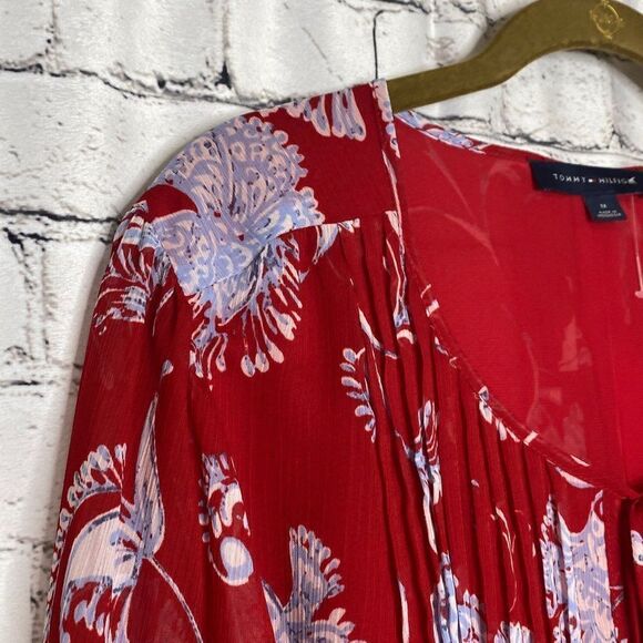 Tommy Hilfiger Pintuck Floral 3/4 Sleeve Chiffon Split Neck Blouse Red 1X‎ - Picture 7 of 13